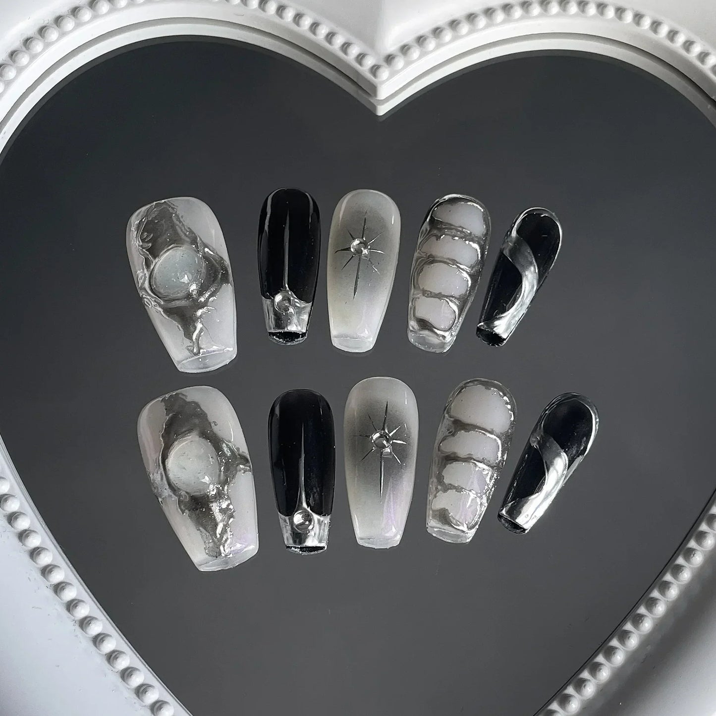 Black Handmade Press On Nails-5