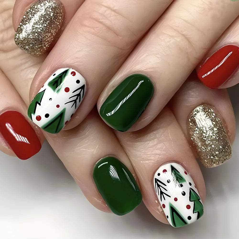 Holiday Glam Green Deer Nail Set-16