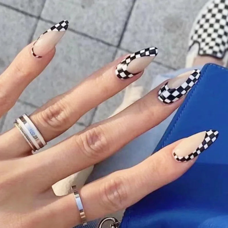 Milky White Stars Black French Wearable Nail Art-6