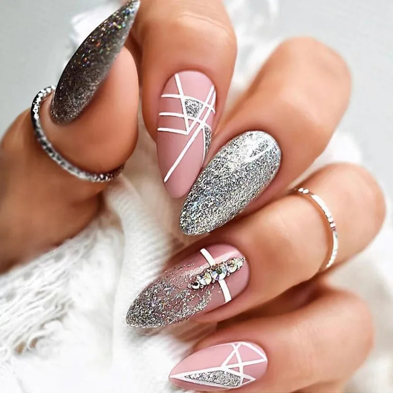 Milky White Stars Black French Wearable Nail Art-7