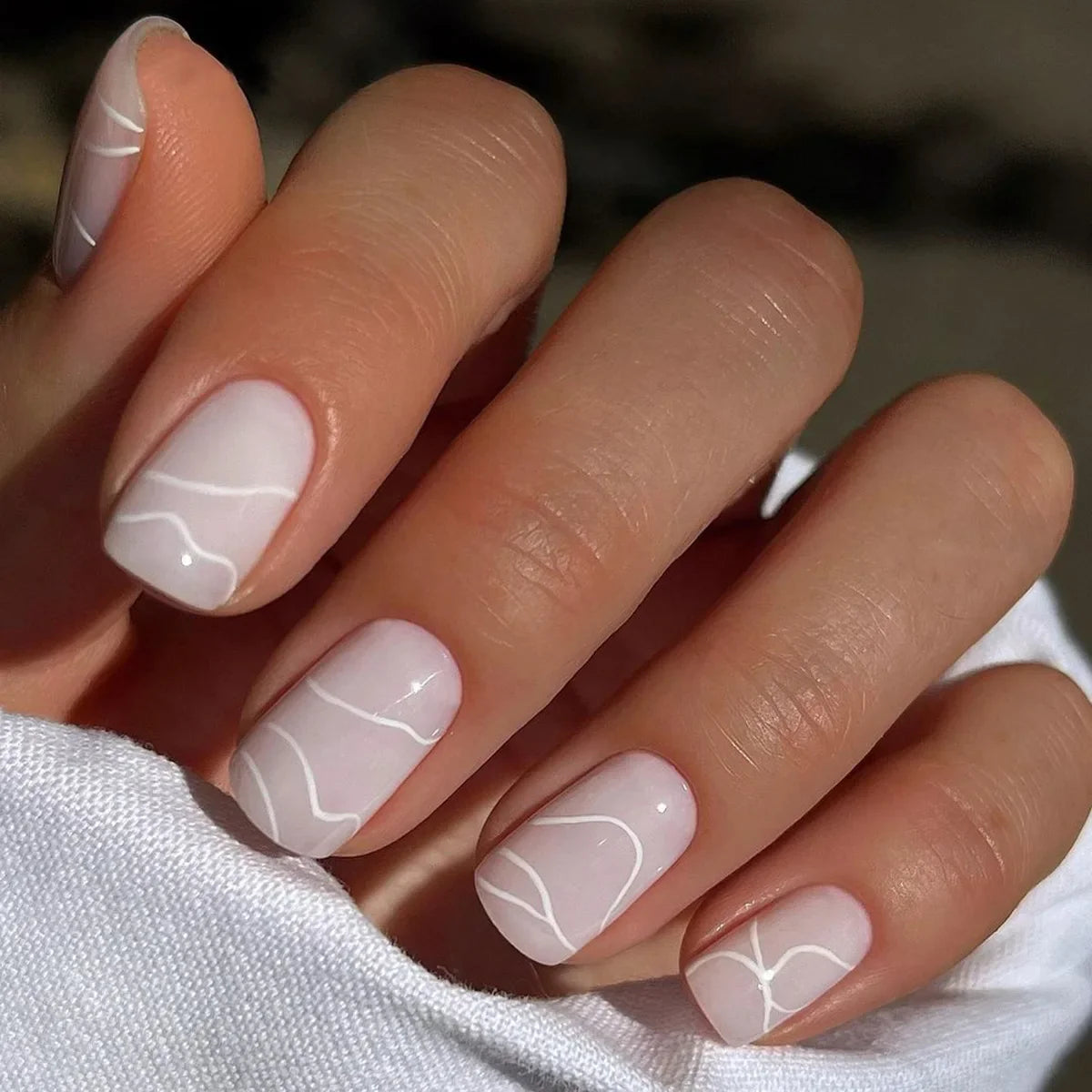 Gradient White Fake Nail Short Square Ballet Simple False Nails-52