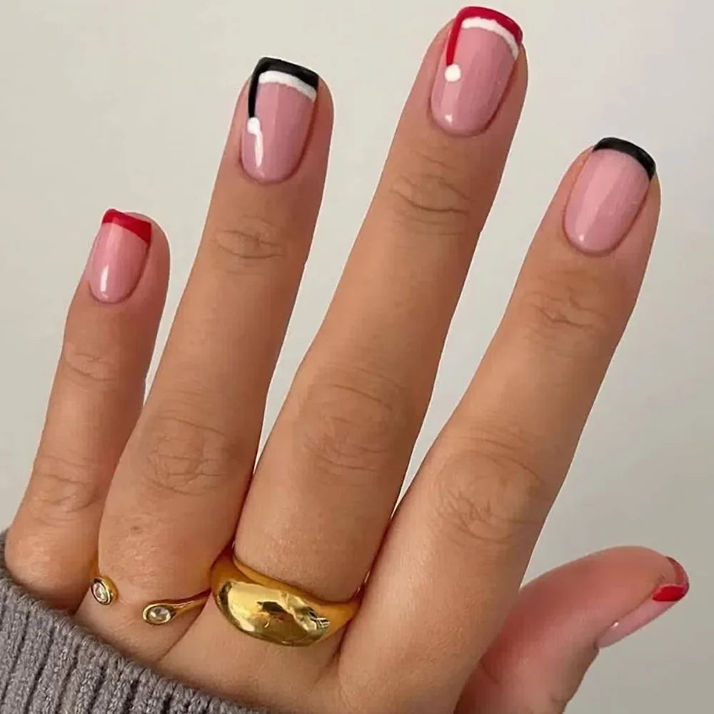 Santa Claus Fake Nail Tips - Festive Nail Art-2