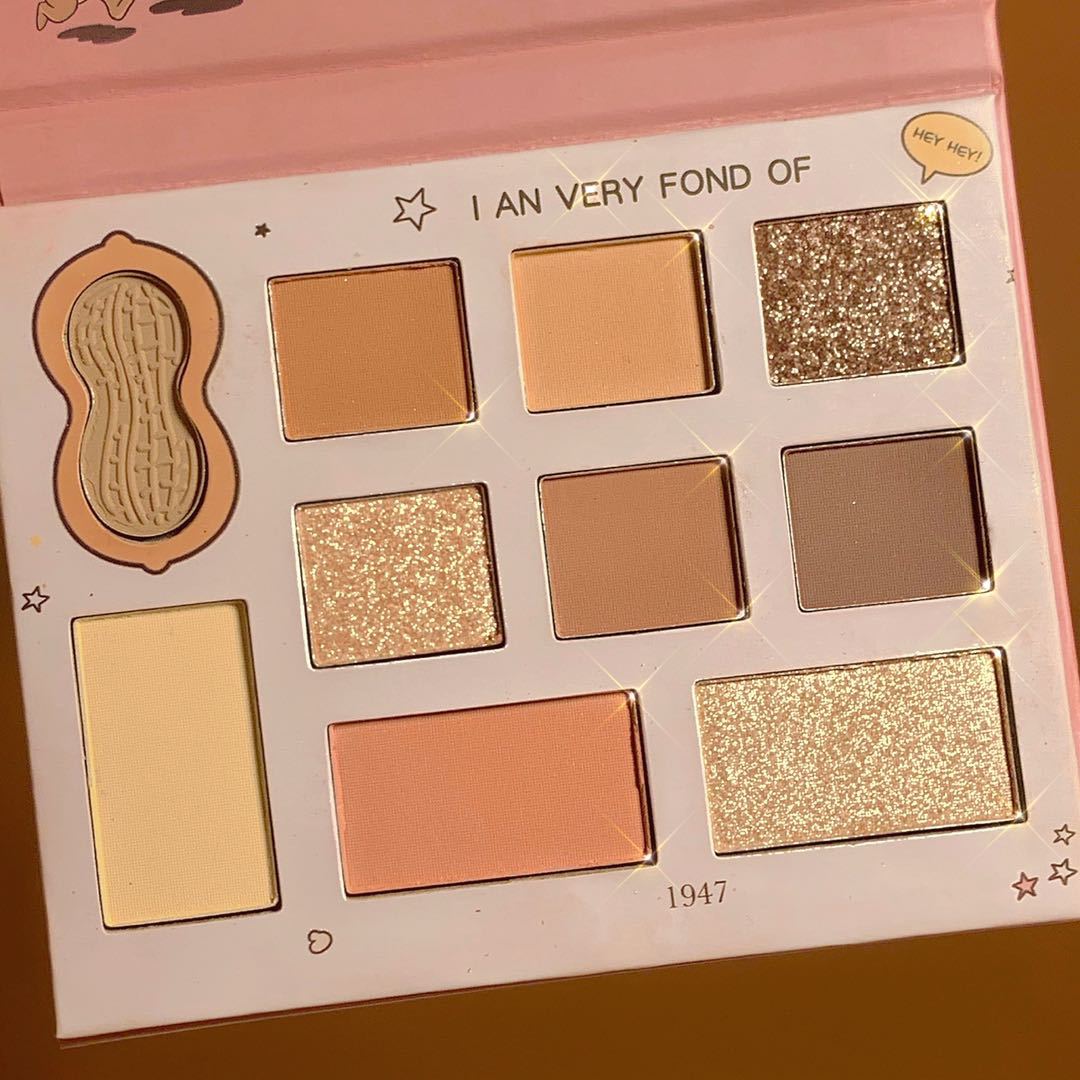 Scraping Mouse Eyeshadow Palette-1