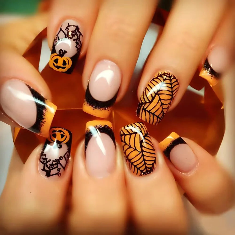 Skull-tastic Press-On Nails-4