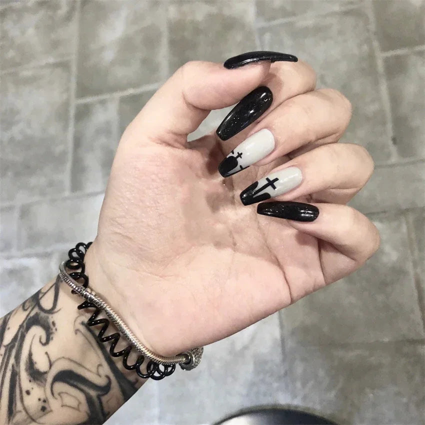 Spooktacular Press-On Nails-18