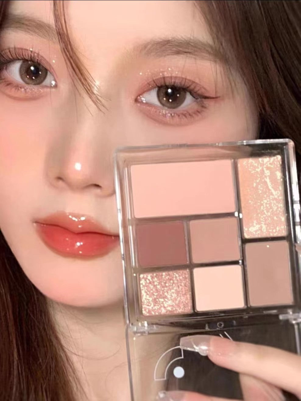 Versatile 10-Color Eyeshadow Palette-1