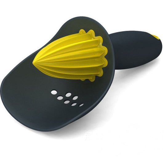 Citrus Squeezer: Manual Lemon Juicer with Ergonomic Design-0