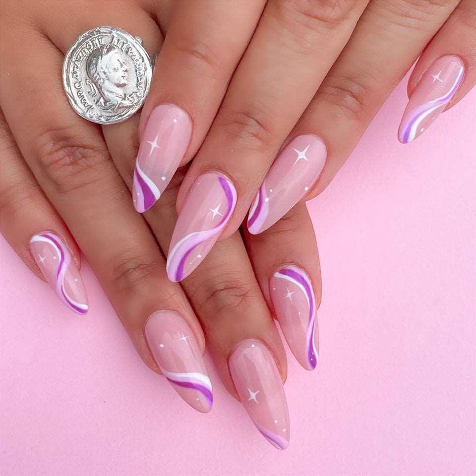 Long-Lasting Press-On Nails-3