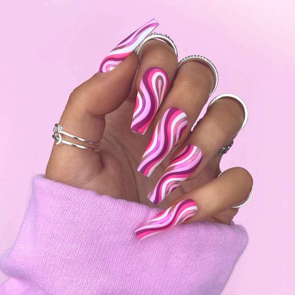 Long-Lasting Press-On Nails-12