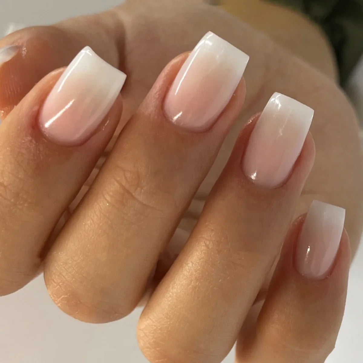 Gradient White Fake Nail Short Square Ballet Simple False Nails-59